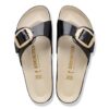 Madrid con Big Buckle in pelle verniciata naturale color perla Madrid con Big Buckle in pelle verniciata naturale color perla
