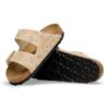 Pelle scamosciata con logo Arizona Rivet