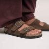 Soft Footbed Arizona in pelle scamosciata color tè scuro Soft Footbed Arizona in pelle scamosciata color tè scuro