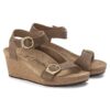 Soley con fibbia ad anello in pelle naturale Soley con fibbia ad anello in pelle naturale